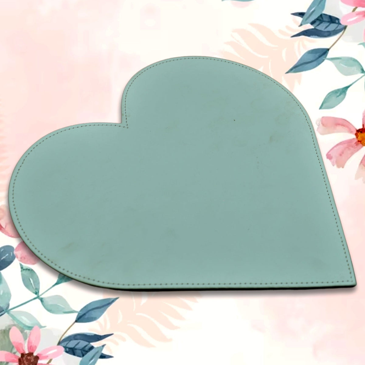Heart Shape Board for Art – Crafting and Painting Blank Surface for DIY Projects (1 Pc)
