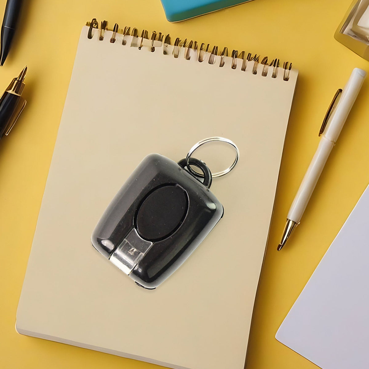 Mini LED Torch Keychain (1 Pc)