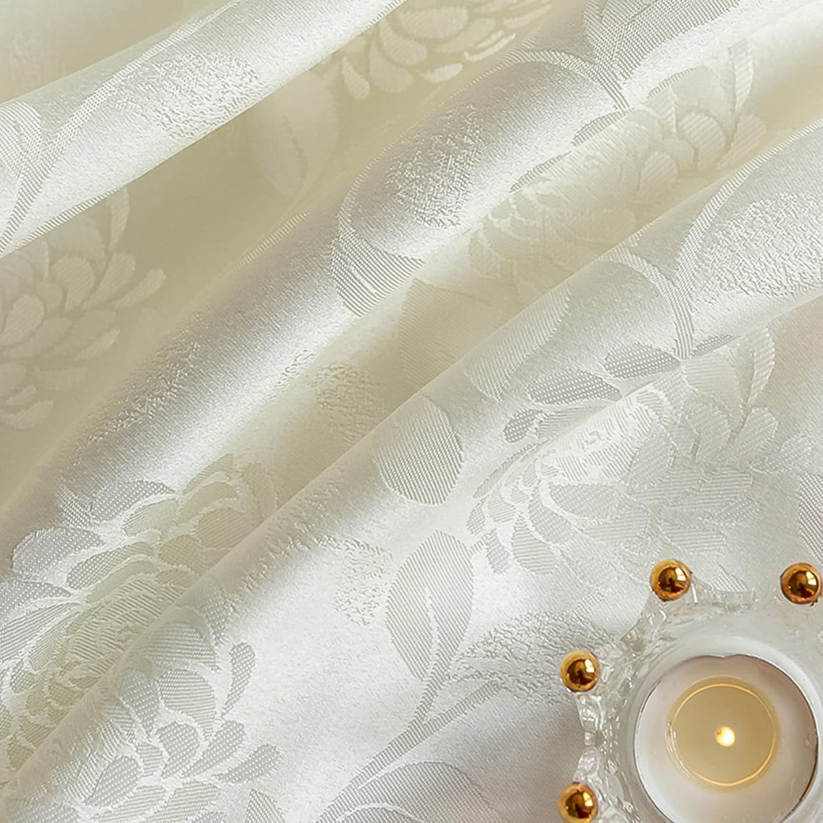 Reusable Table Cloth / Cover for Dining Picnic (140×140 Cm / 1 Pc)
