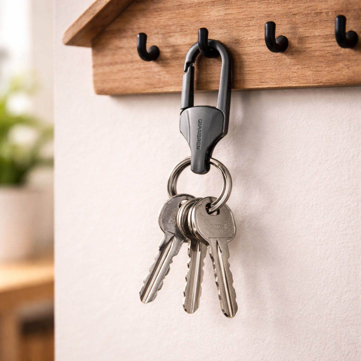 Premium Metal Key Holder Keychain 1 Pc