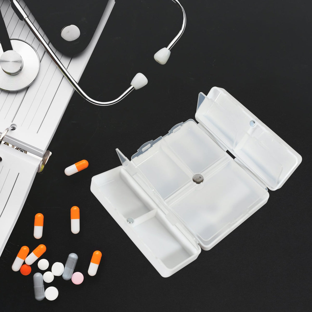 Magnetic Pill Organizer, Medicine Box (1 Pc)