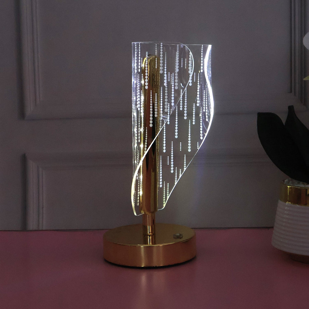 Modern Crystal Lamp