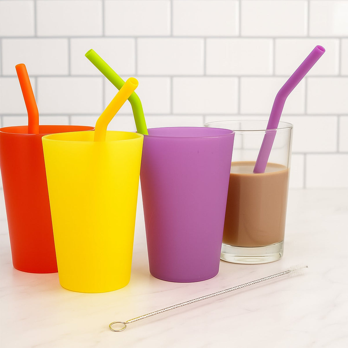 Reusable Silicone Straws Flexible Drinking Straws with Cleaning Brush (7 pc)