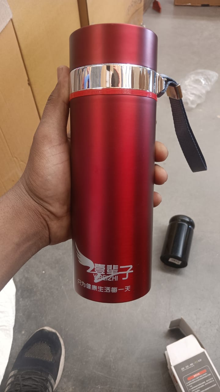 Double Walled Vacuum Insulated Water Bottle | (600 ml Approx)