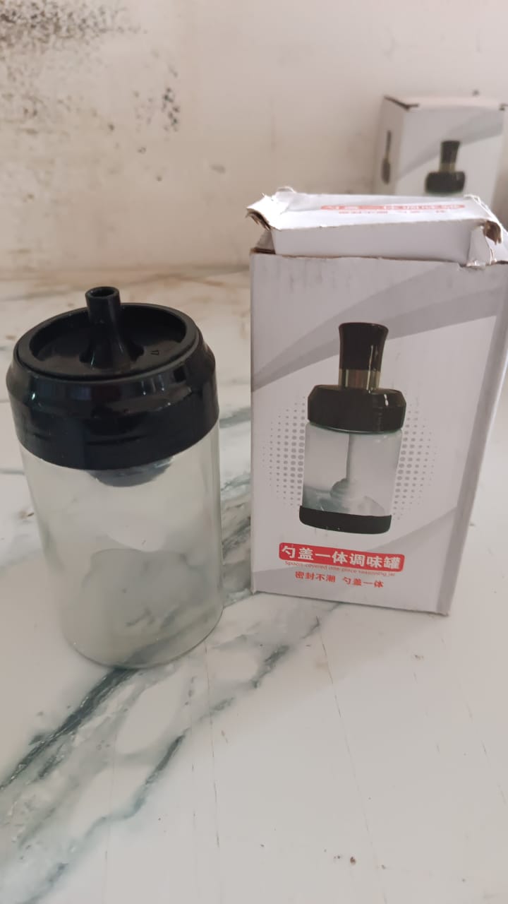 Clear Glass Spice Jar with Integrated Spoon & Airtight Lid (250ml Approx)