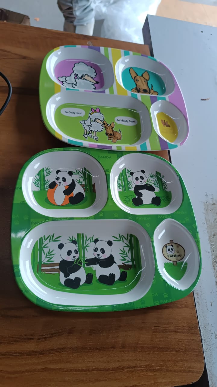 Kids 4-Compartment Melamine Partition Plate (1 Pc / 24×22 Cm)