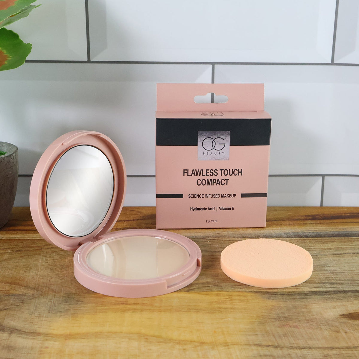 OG Beauty Hazelnut Flawless Touch Compact Powder (9 GM / 1 Pc)