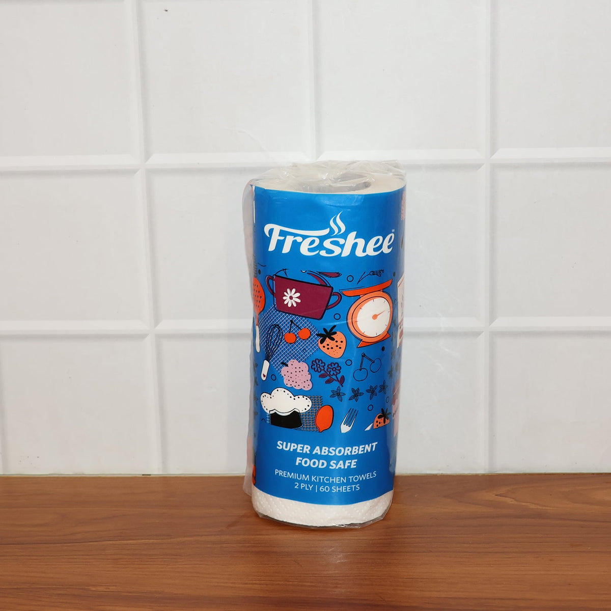 Freshee Kitchen Paper Towel Roll - 60 Sheets (21.5 × 22 cm Each)