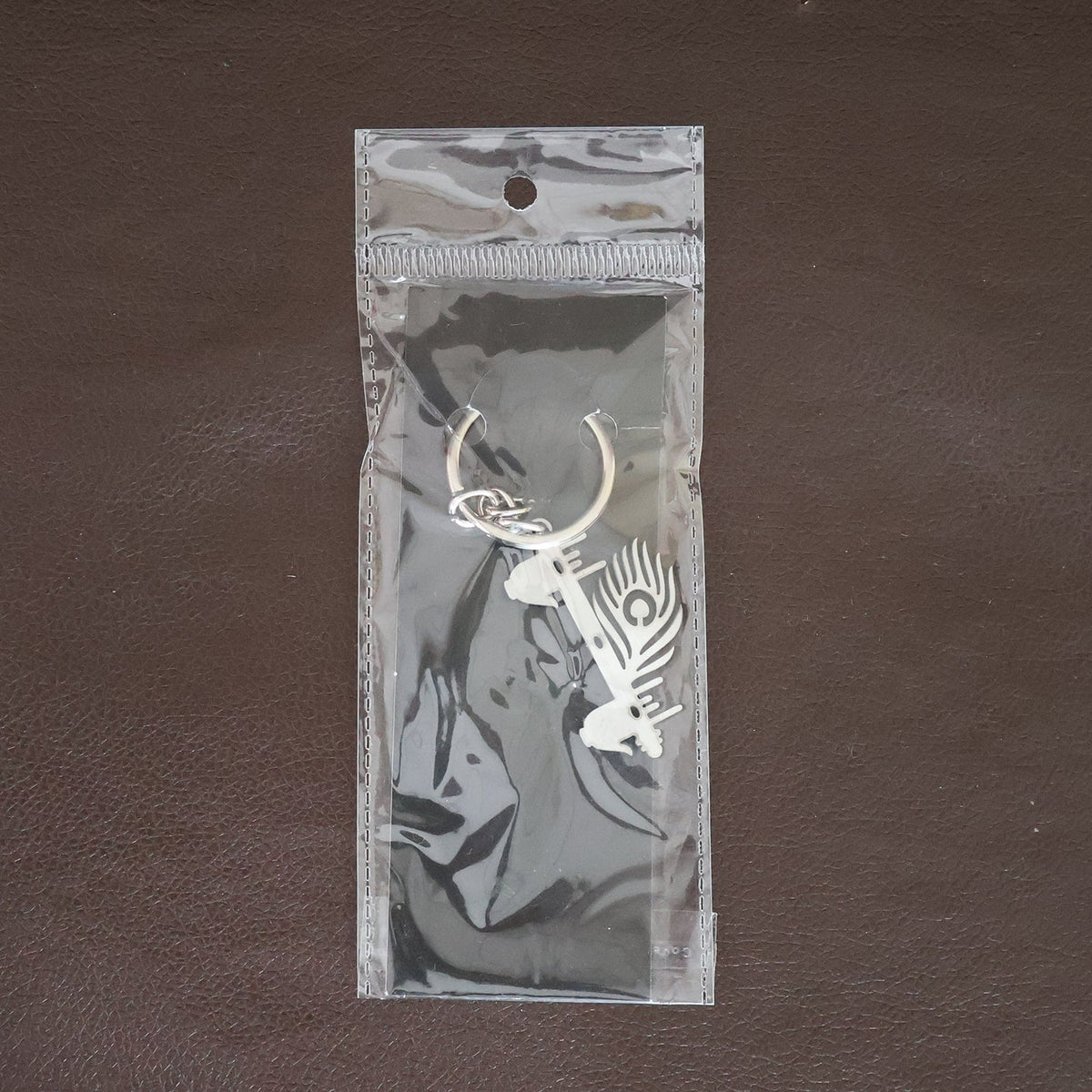 Krishna Flute & Peacock Feather Metal Keychain - (1 Pc)