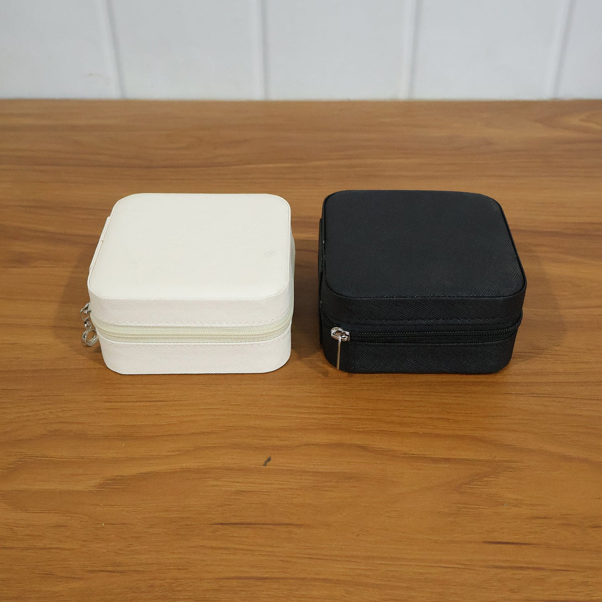 Mini PU Leather jewellery Box for Travel & Storage (1 Pc)