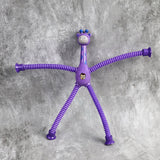 Flexible giraffe desk toy